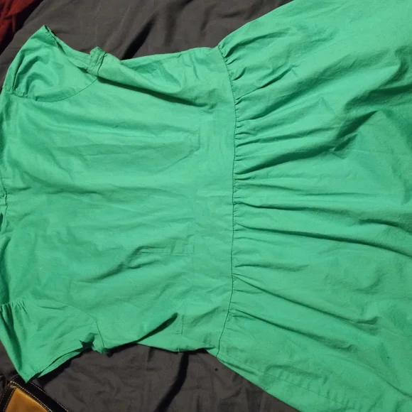 Structured peplum top with button waist - Picture 4 of 15